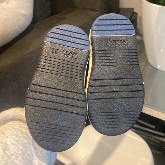 Zara boys running shoes - Picture 4 of 7